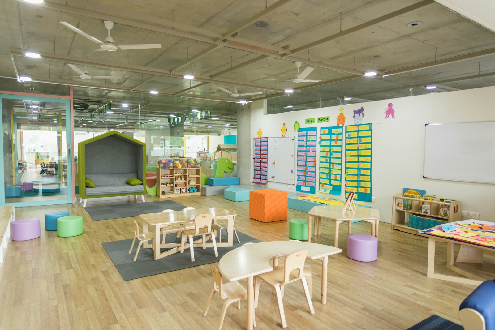 een kinderdagverblijf kamer